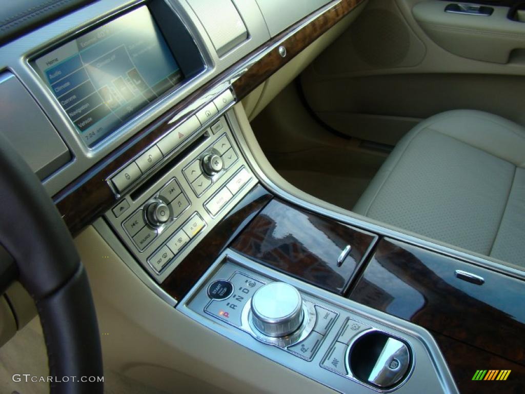 2011 Jaguar XF Premium Sport Sedan 6 Speed Jaguar Sequential Shift Automatic Transmission Photo #43414880