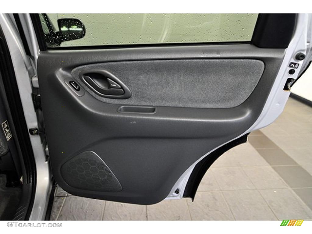2003 Mazda Tribute LX-V6 4WD Dark Flint Gray Door Panel Photo #43419080