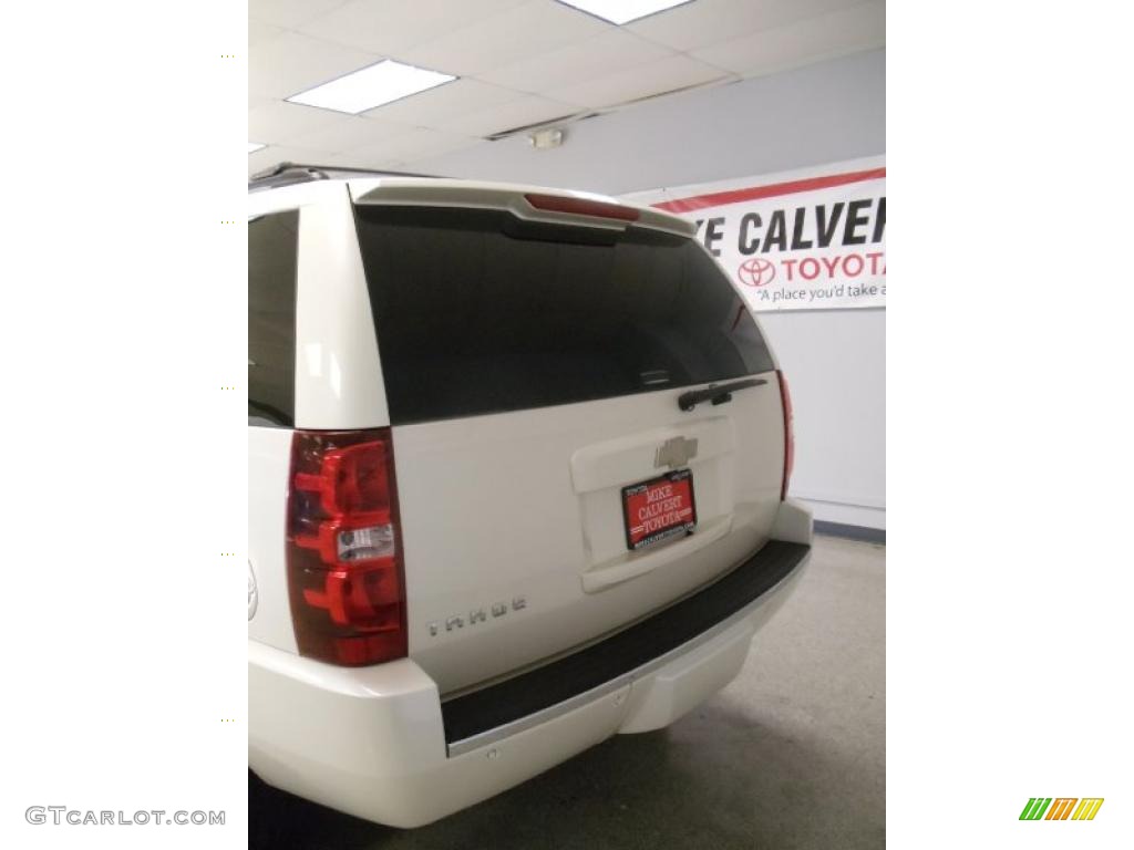 2009 Tahoe LTZ - White Diamond Tricoat / Ebony photo #10