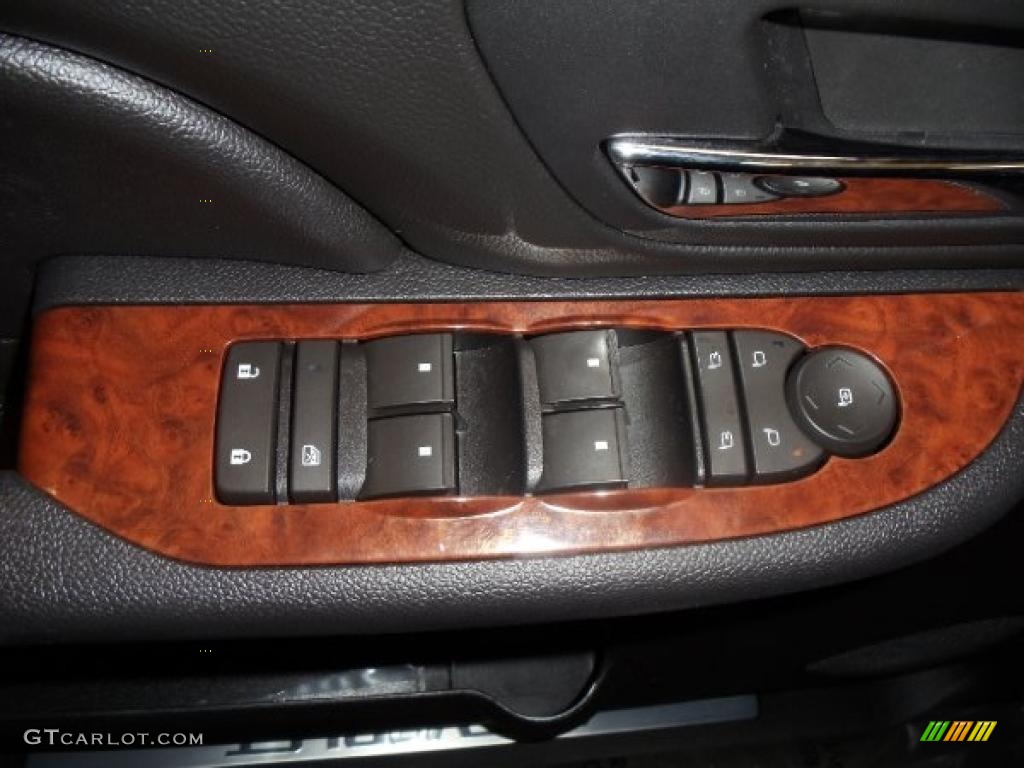 2009 Chevrolet Tahoe LTZ Controls Photo #43420552
