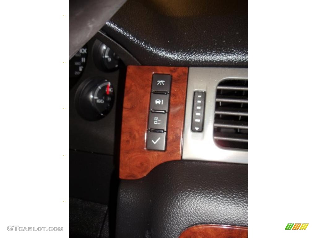 2009 Tahoe LTZ - White Diamond Tricoat / Ebony photo #17