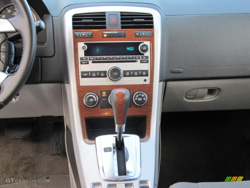 2009 Chevrolet Equinox LT AWD Controls Photo #43420856