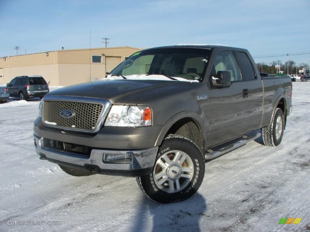 2004 F150 Lariat SuperCab 4x4 - Arizona Beige Metallic / Tan photo #3