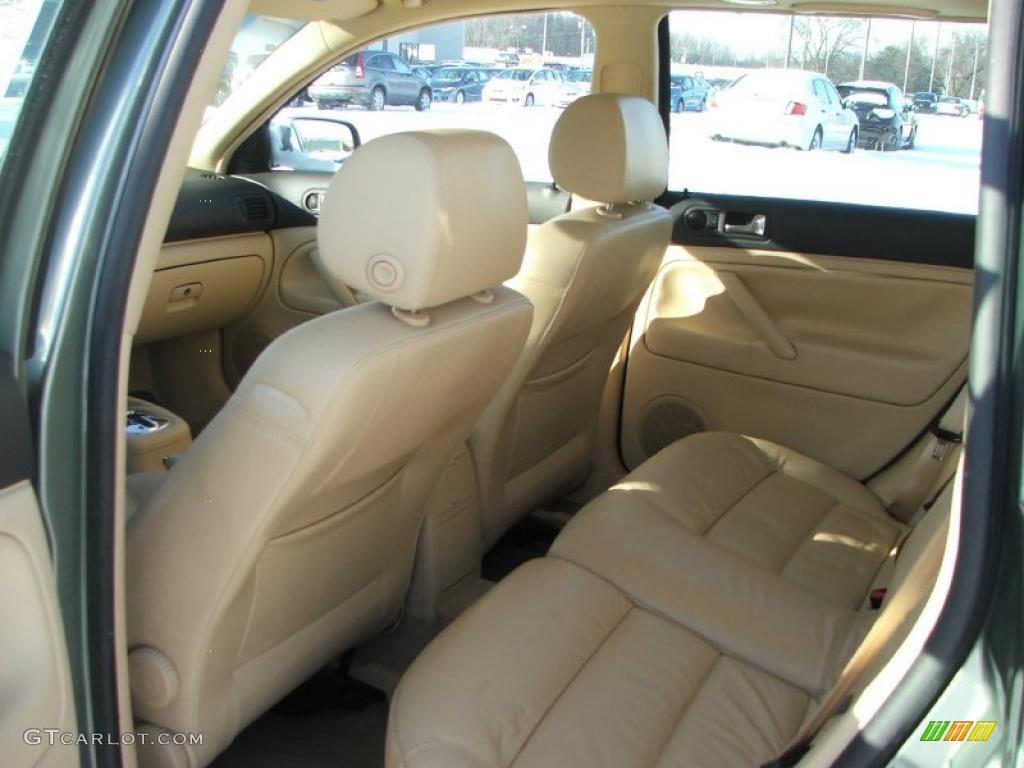 Beige Interior 2004 Volkswagen Passat GLS Wagon Photo #43422028