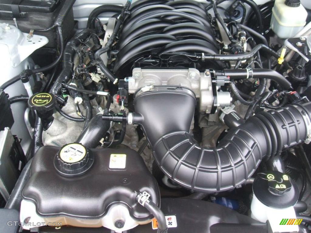 2006 Mustang GT Premium Coupe - Satin Silver Metallic / Light Graphite photo #9