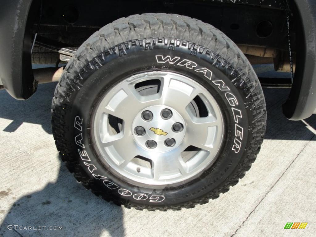 2006 Silverado 1500 LS Regular Cab 4x4 - Silver Birch Metallic / Dark Charcoal photo #14