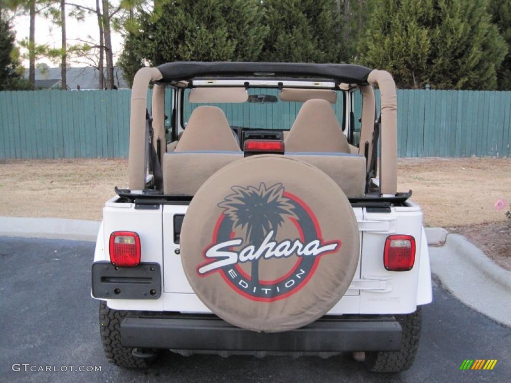 Stone White 2001 Jeep Wrangler Sahara 4x4 Exterior Photo #43429989