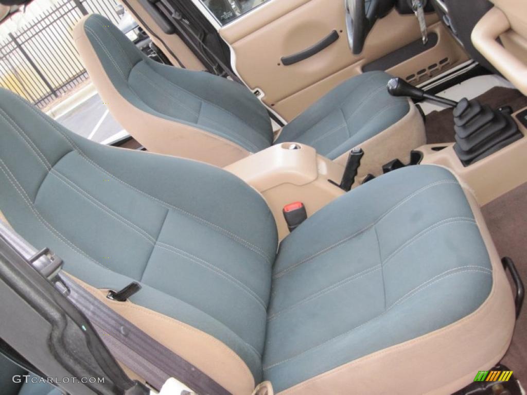 Camel/Dark Green Interior 2001 Jeep Wrangler Sahara 4x4 Photo #43430029