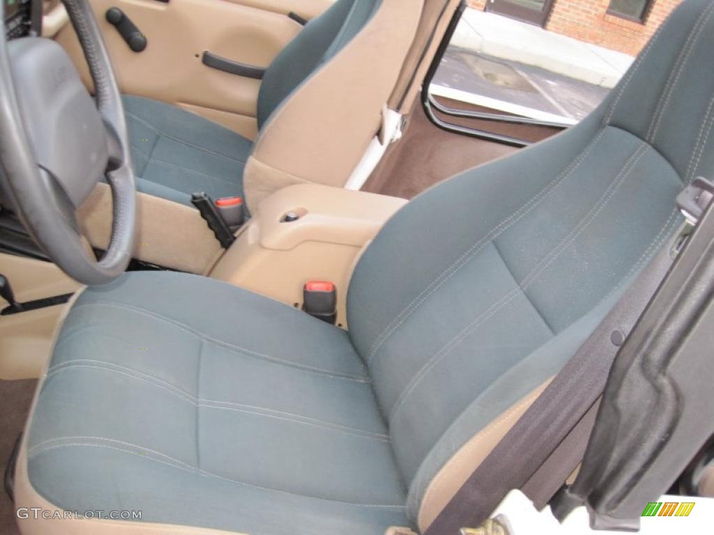 Camel/Dark Green Interior 2001 Jeep Wrangler Sahara 4x4 Photo #43430073