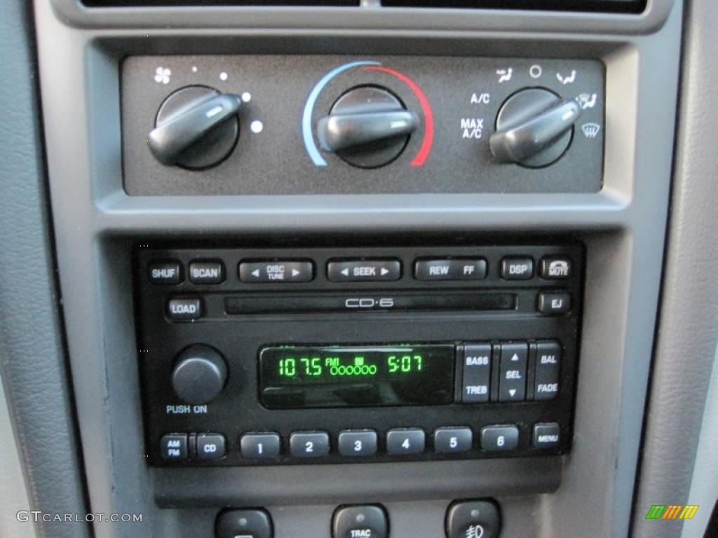 2003 Ford Mustang GT Coupe Controls Photo #43430625