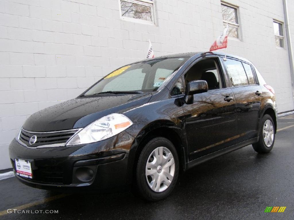 Super Black 2010 Nissan Versa 1.8 S Hatchback Exterior Photo #43431245