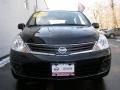 Super Black - Versa 1.8 S Hatchback Photo No. 2