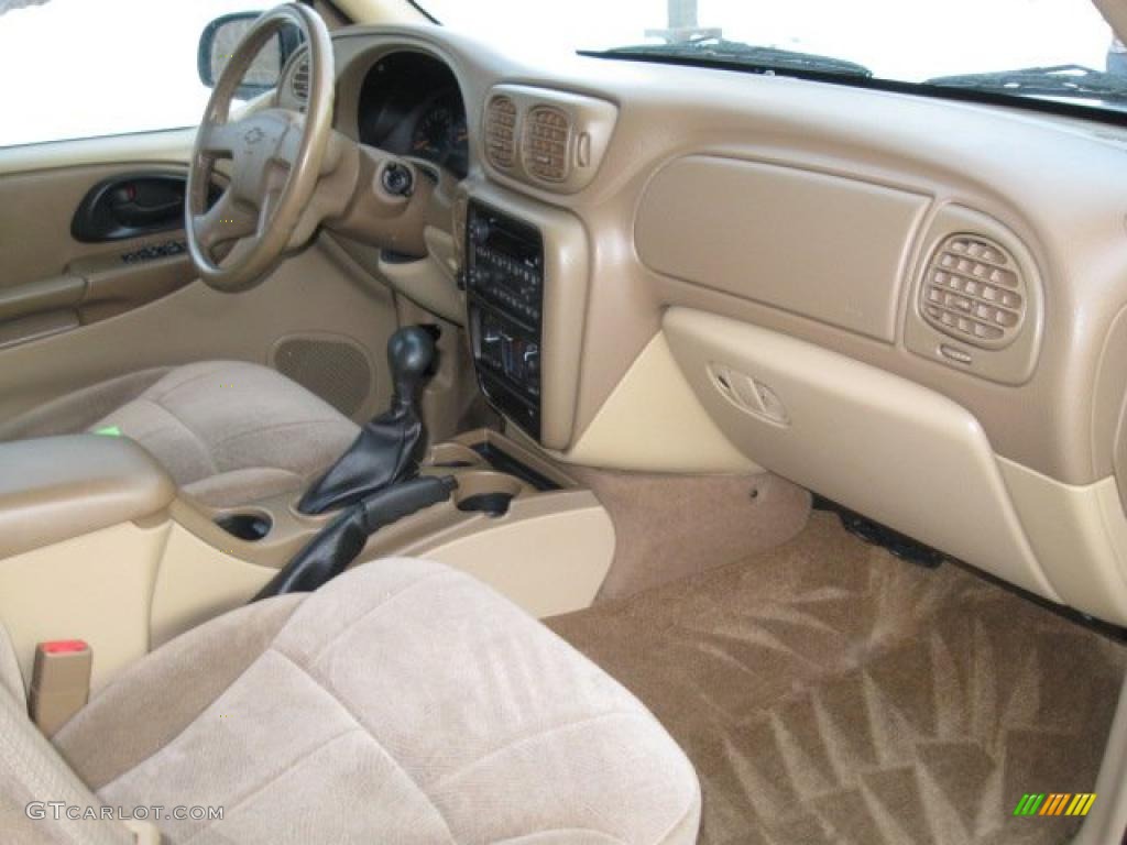 2003 Chevrolet TrailBlazer EXT LT Dashboard Photos