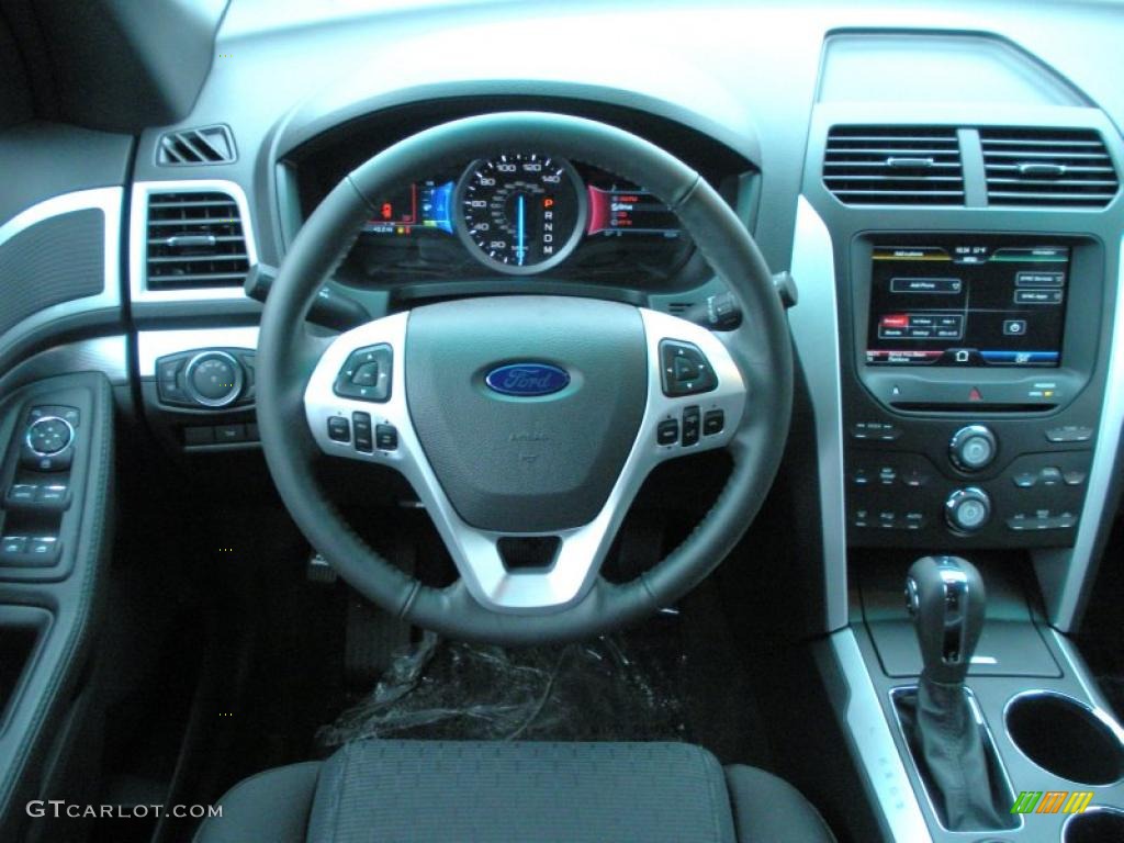 2011 Ford Explorer XLT Charcoal Black Dashboard Photo #43435147