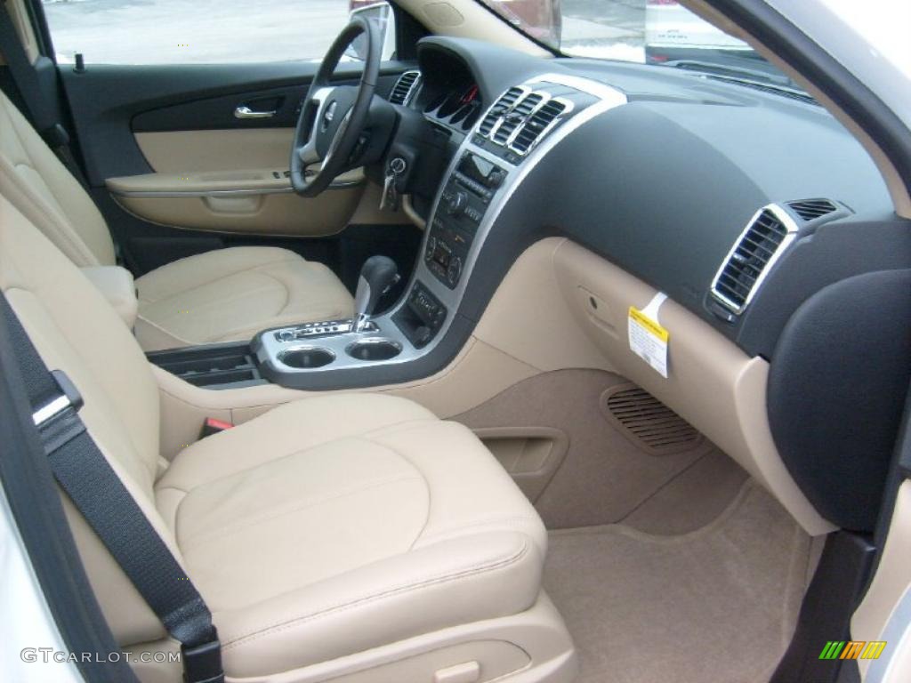 2011 GMC Acadia SLT AWD Cashmere Dashboard Photo #43435695