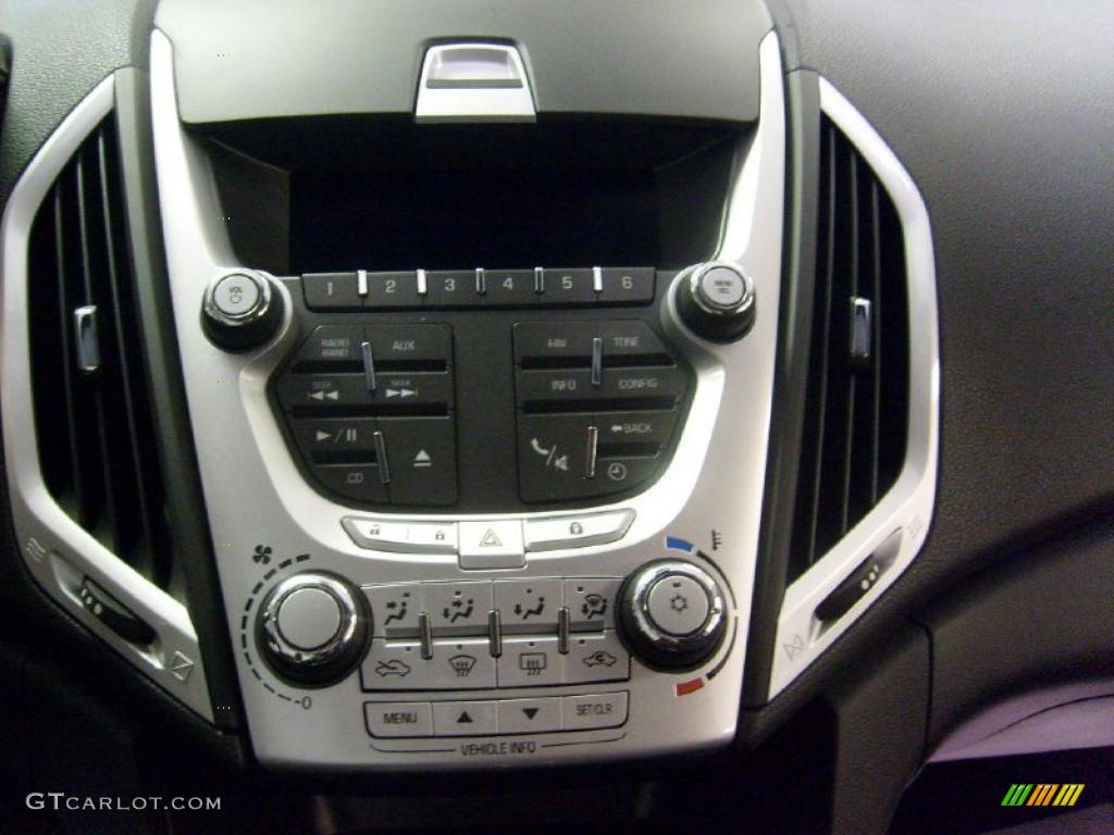 2011 GMC Terrain SLE AWD Controls Photo #43436675