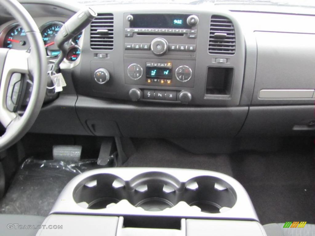 2011 Chevrolet Silverado 2500HD LT Crew Cab 4x4 Controls Photo #43436903