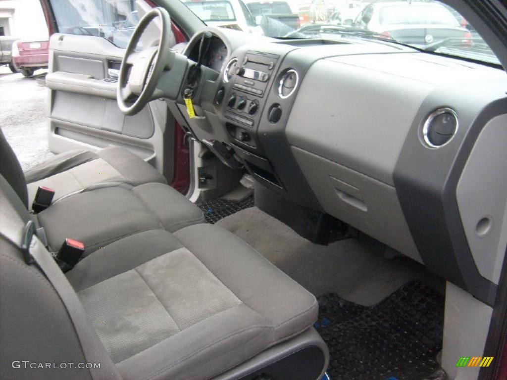 2005 F150 XLT SuperCab 4x4 - Dark Toreador Red Metallic / Medium Flint/Dark Flint Grey photo #17