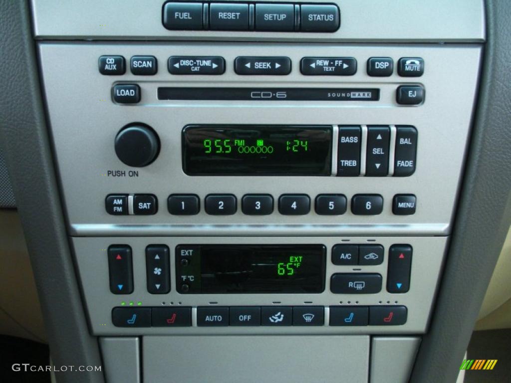 2006 Lincoln LS V8 Controls Photo #43437399