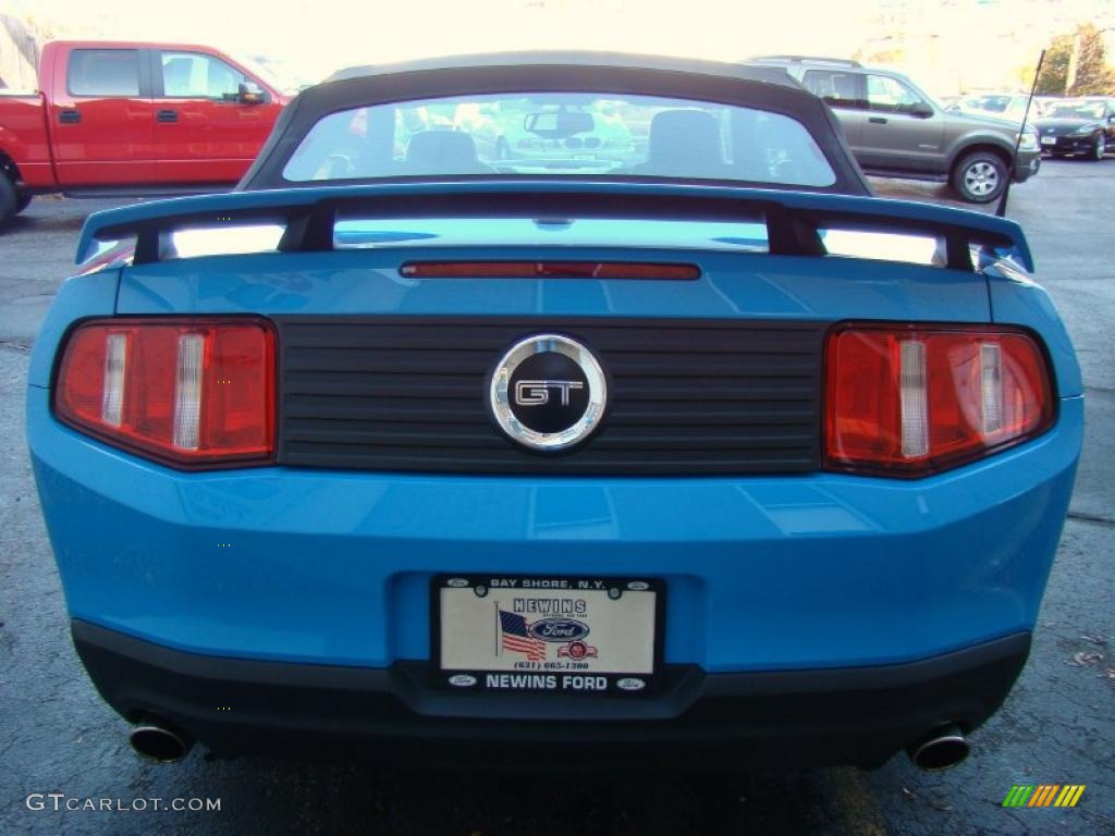 2010 Mustang GT Premium Convertible - Grabber Blue / Charcoal Black/Grabber Blue photo #4
