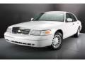 1998 Vibrant White Ford Crown Victoria LX Sedan  photo #21