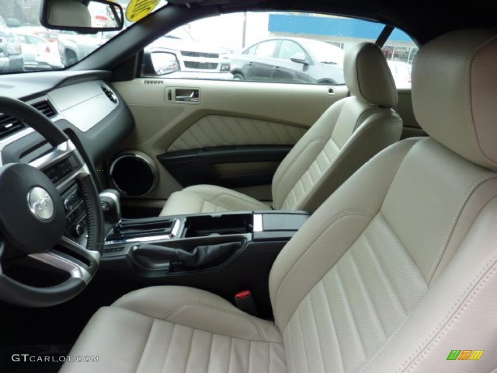 Stone Interior 2011 Ford Mustang V6 Premium Convertible Photo #43442858