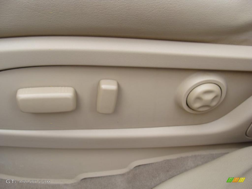 2008 Enclave CXL AWD - White Diamond Tri Coat / Cashmere/Cocoa photo #18