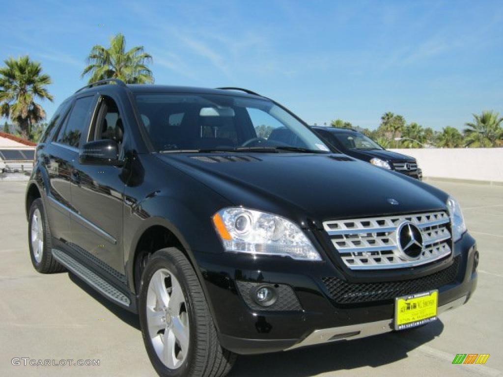 2011 ML 350 BlueTEC 4Matic - Black / Black photo #1