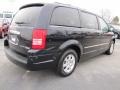2010 Blackberry Pearl Chrysler Town & Country Touring  photo #3
