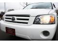 Super White - Highlander V6 4WD Photo No. 31