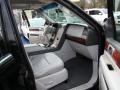 2004 Black Clearcoat Lincoln Navigator Luxury  photo #16