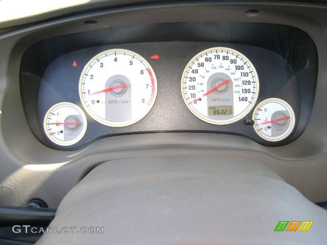 2003 Stratus SXT Coupe - Bright Silver Metallic / Sandstone photo #32