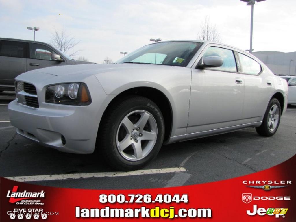 Bright Silver Metallic Dodge Charger