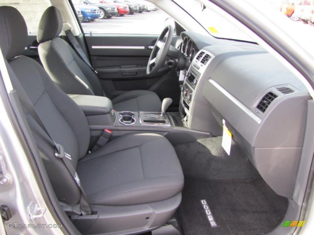 2010 Charger SE - Bright Silver Metallic / Dark Slate Gray photo #8