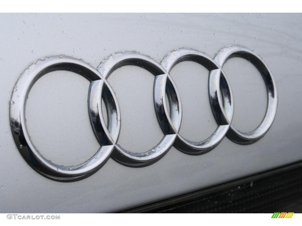 2000 Audi A6 4.2 quattro Sedan Marks and Logos Photos