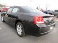 Brilliant Black Crystal Pearl - Charger 3.5L Photo No. 2