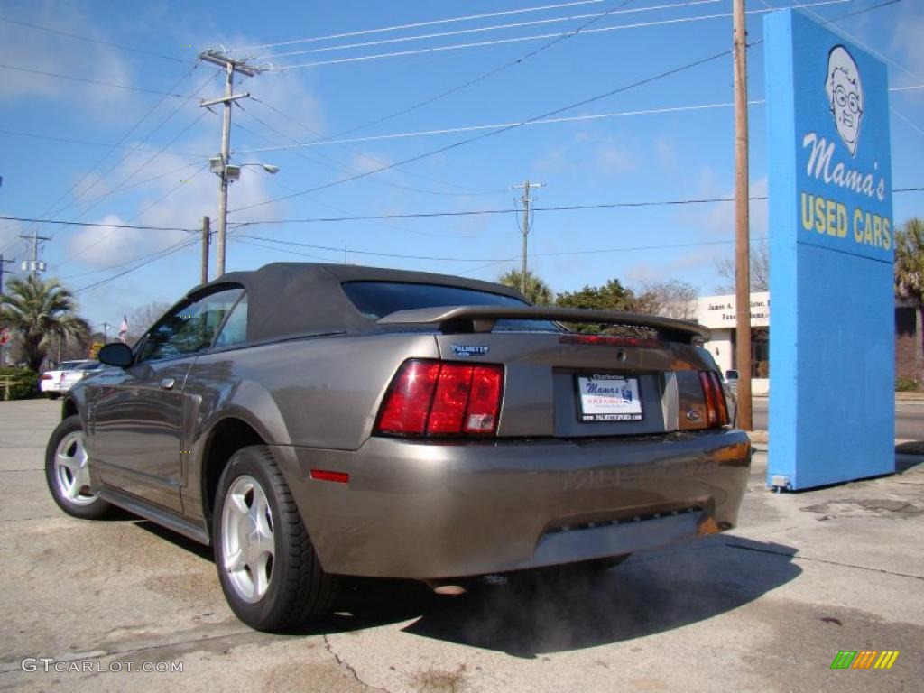 2001 Mustang V6 Convertible - Mineral Grey Metallic / Medium Graphite photo #26