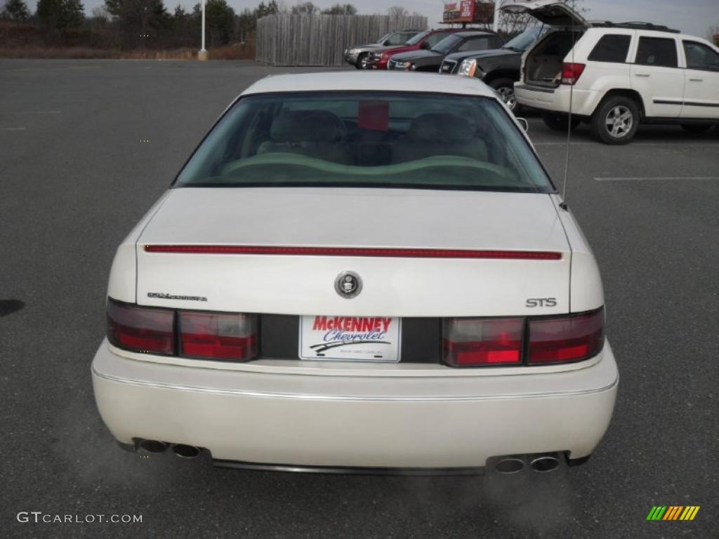 1995 Seville STS - White / Cashmere photo #3