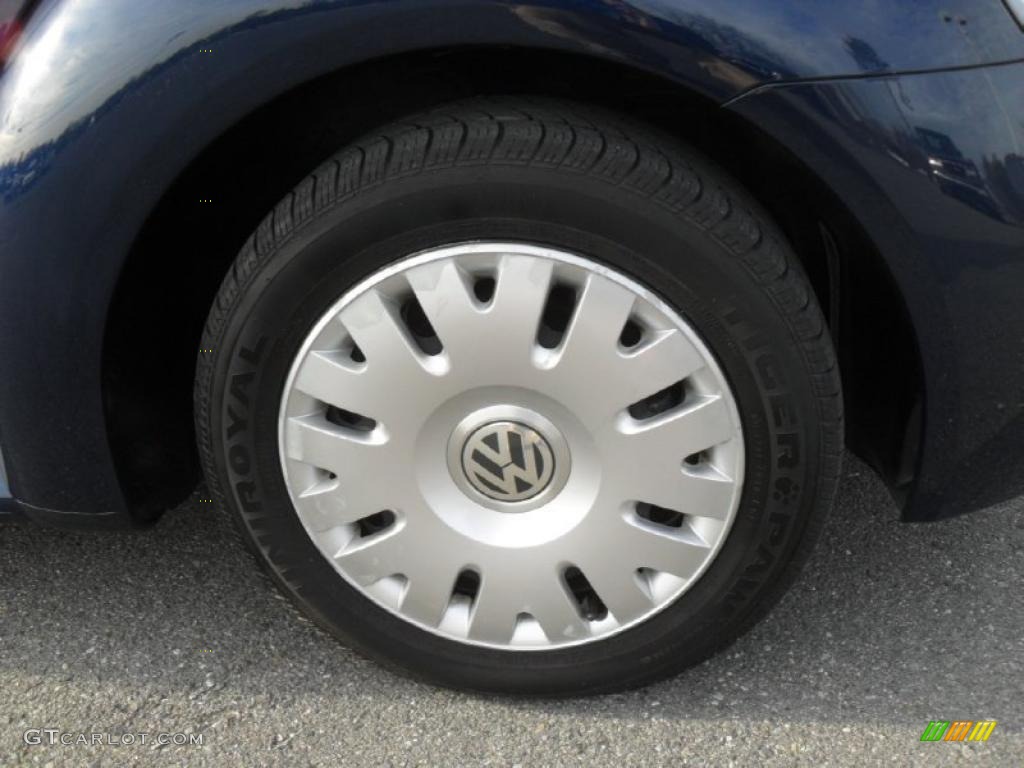 2005 Volkswagen New Beetle GL Coupe Wheel Photo #43462236
