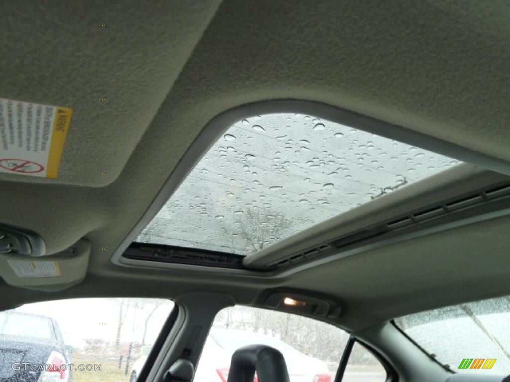 2003 Pontiac Grand Prix GTP Sedan Sunroof Photo #43465531
