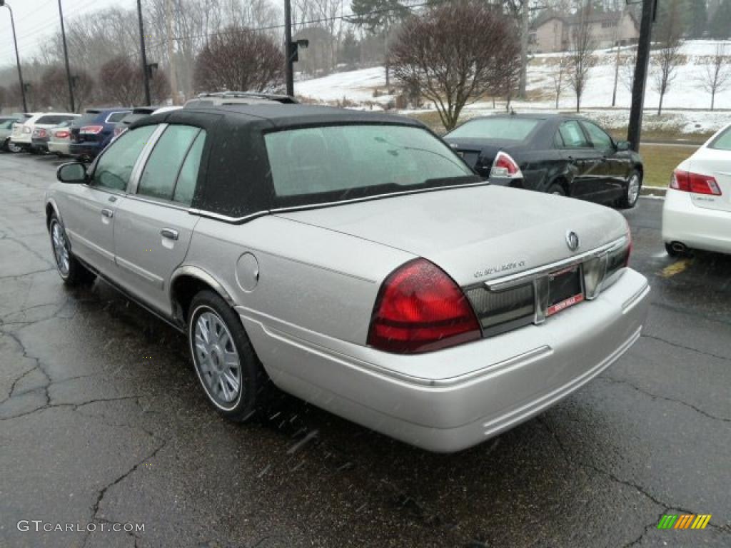 2006 Grand Marquis GS - Silver Birch Metallic / Charcoal Black photo #2