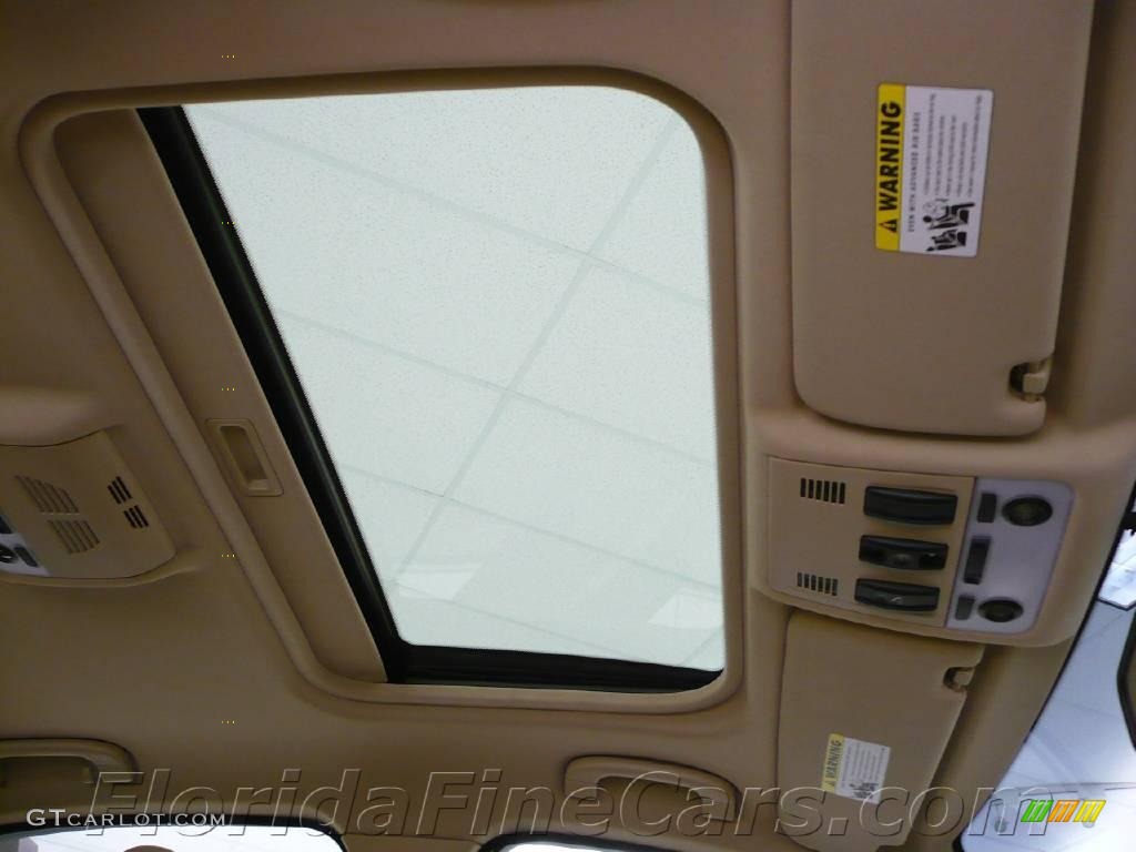 2006 3 Series 330i Sedan - Sonora Metallic / Beige photo #12
