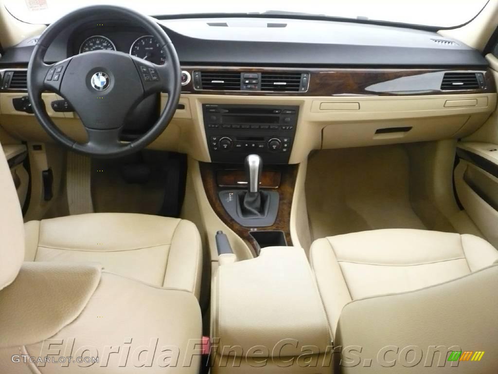 2006 3 Series 330i Sedan - Sonora Metallic / Beige photo #17