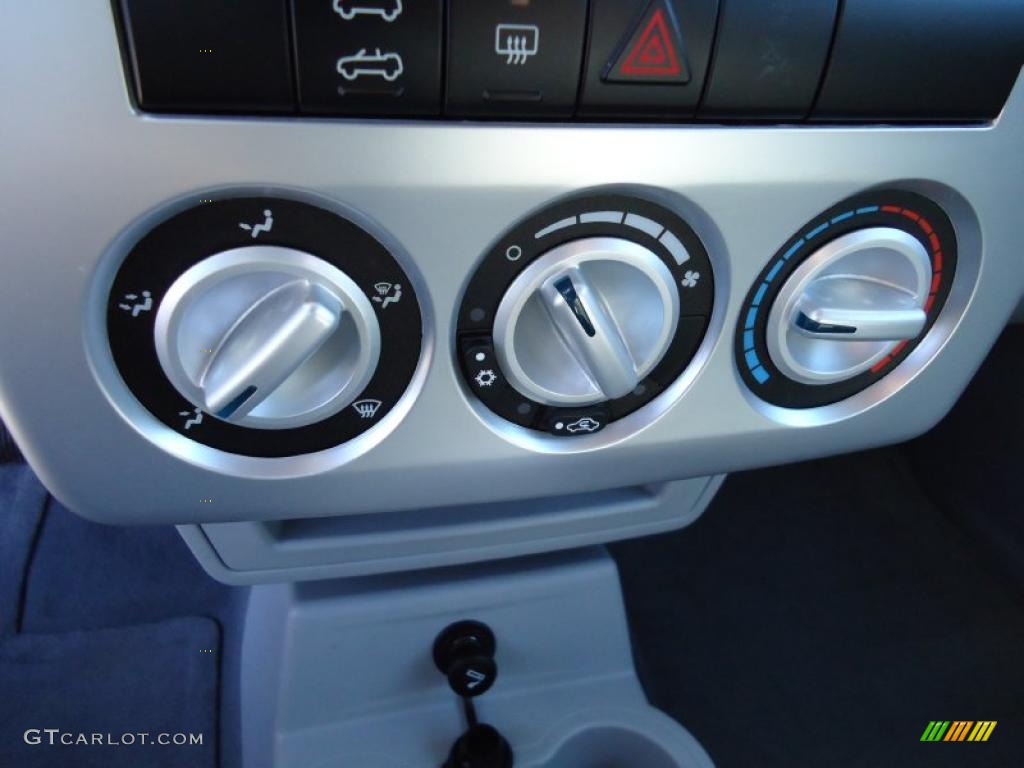 2007 Chrysler PT Cruiser Touring Convertible Controls Photos