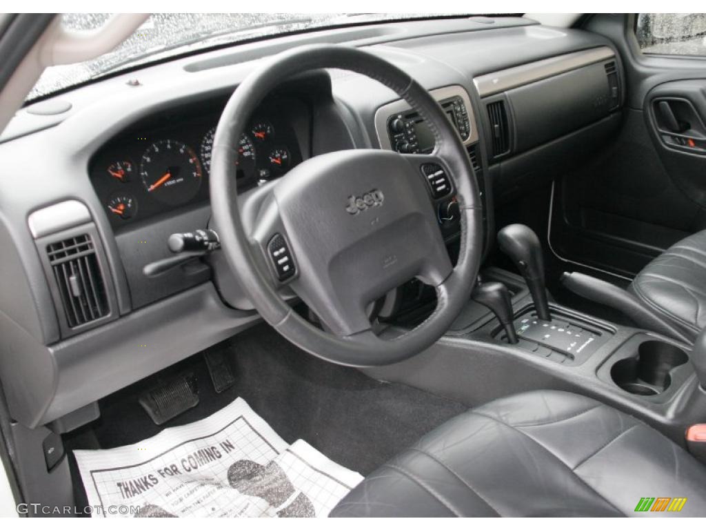 2004 Grand Cherokee Laredo 4x4 - Stone White / Dark Slate Gray photo #9