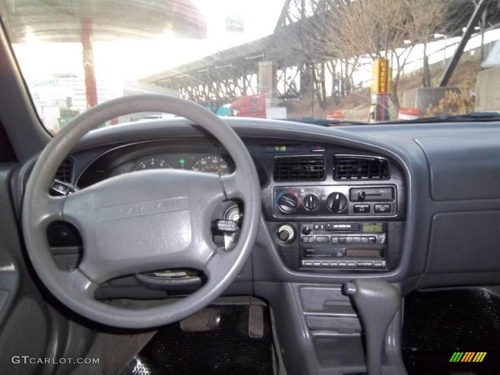 1996 Camry LE Sedan - Black / Gray photo #5