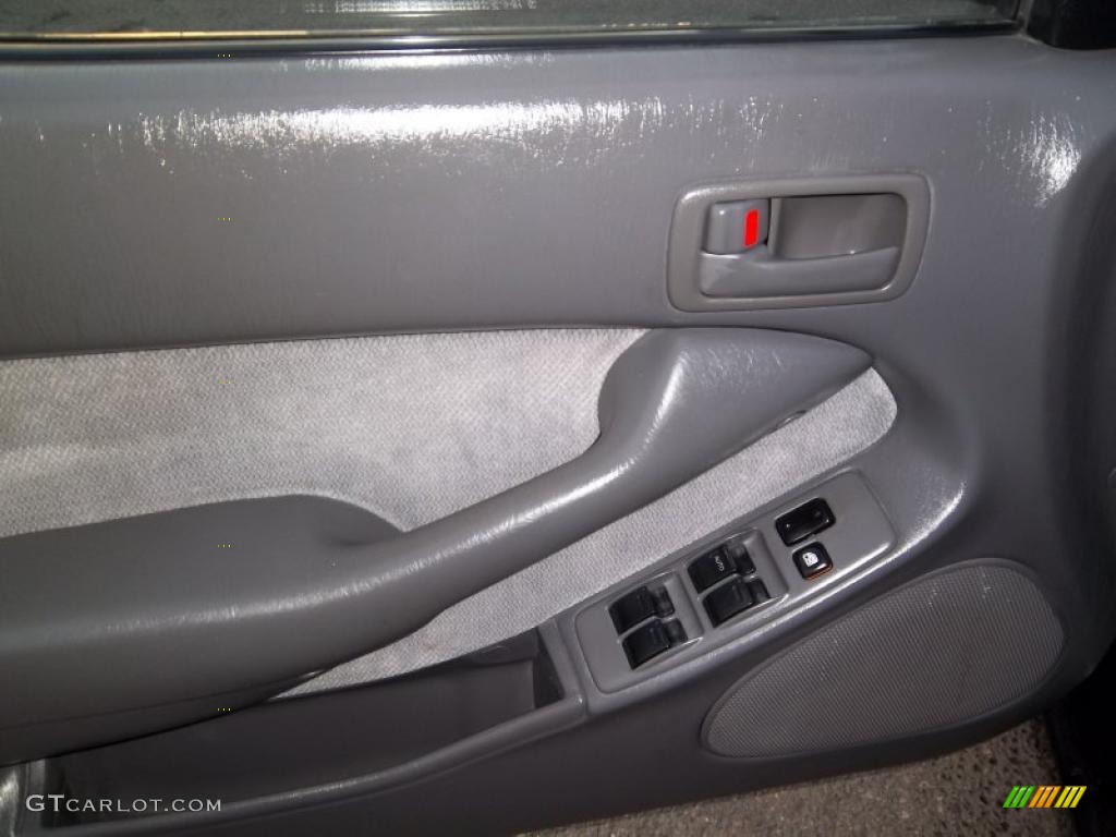 1996 Camry LE Sedan - Black / Gray photo #9