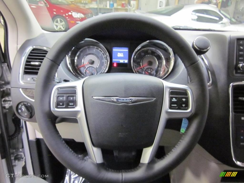 2011 Chrysler Town & Country Touring - L Black/Light Graystone Steering Wheel Photo #43475730