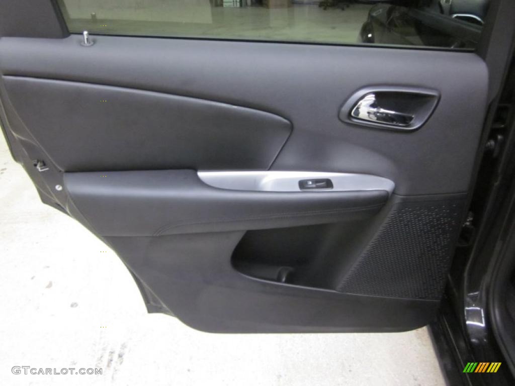 2011 Dodge Journey Express Door Panel Photos