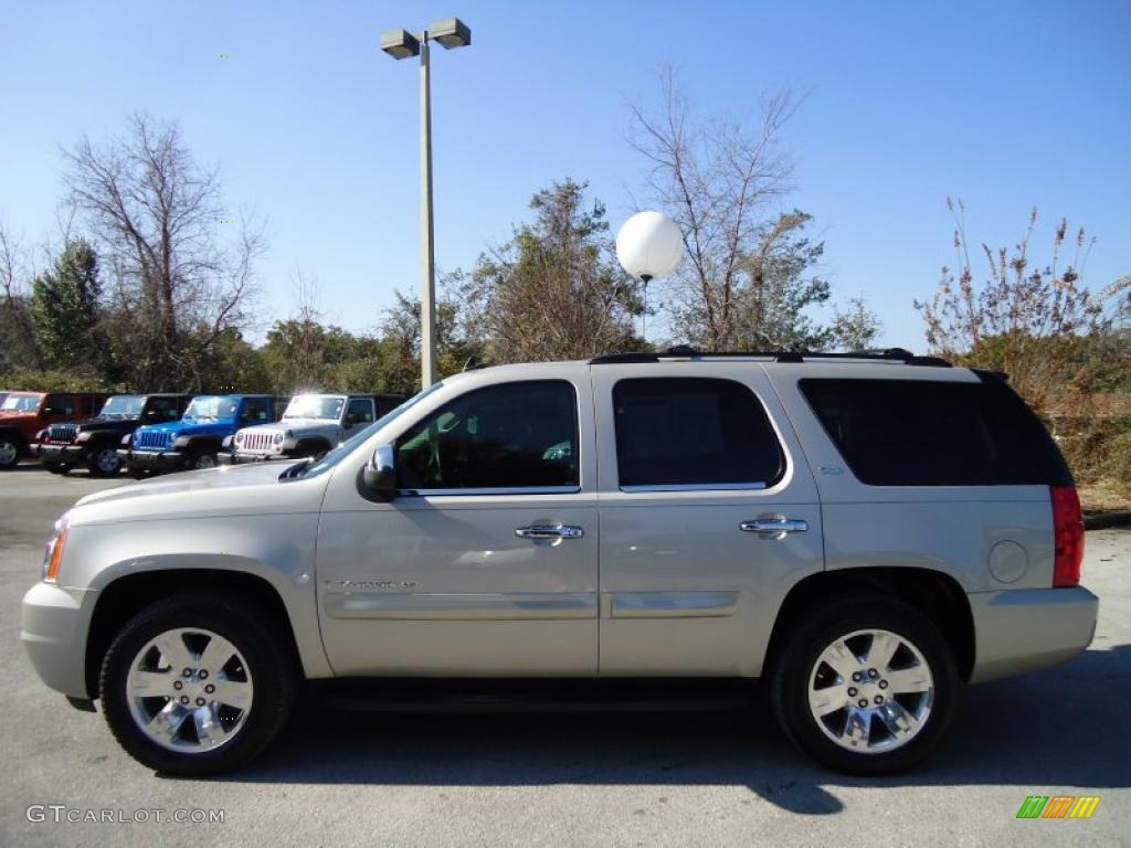 2009 Yukon SLT - Gold Mist Metallic / Ebony photo #2